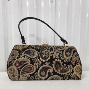 Vintage 1960s Paisley Tapestry Frame Bag Kiss Lock Top Handle Retro Purse